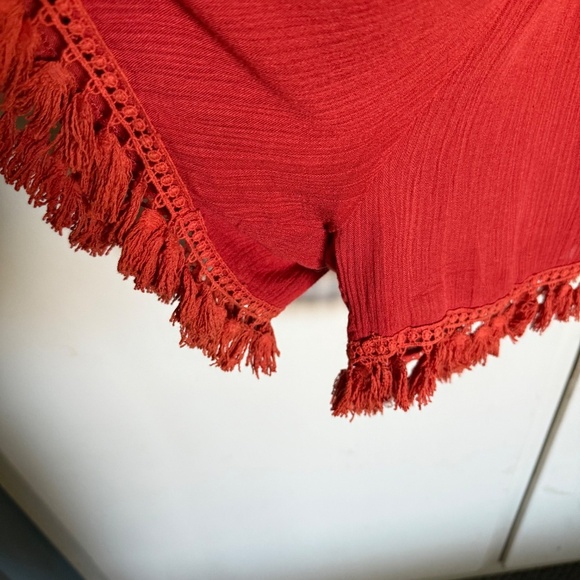 Selfie Leslie Red Romper Off Shoulder Tassels Size Small Boho - Picture 7 of 13